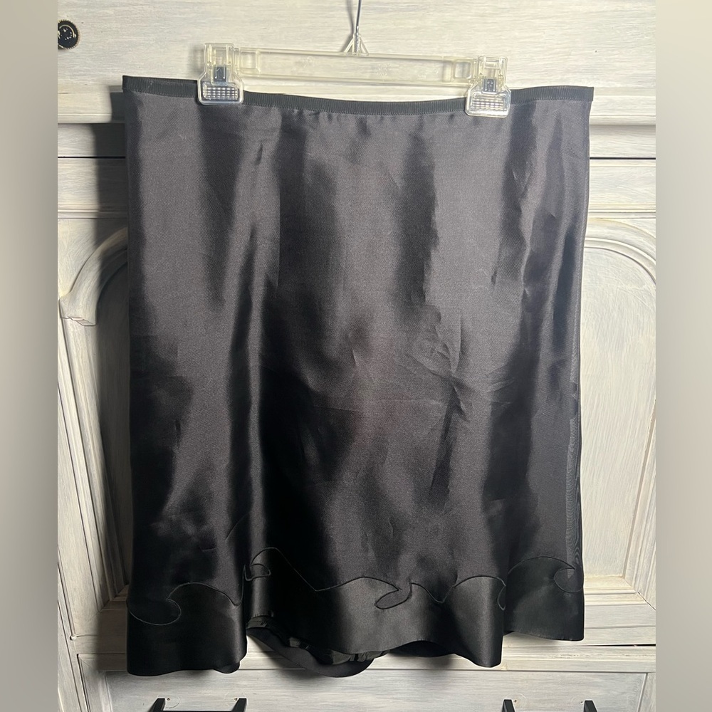 Vintage Stephan‎ Janson Black Sleek Embroidered Silk Skirt Classic Career